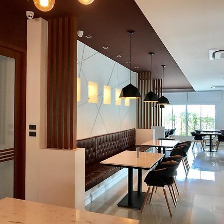 Chantra Hotel Szakeo Kültér fotó