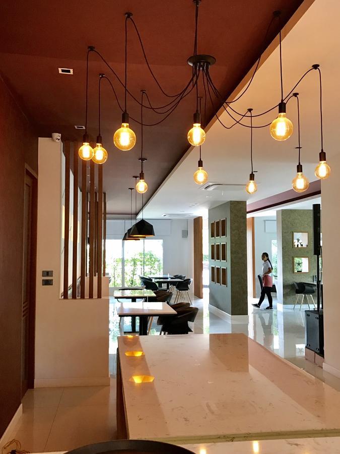 Chantra Hotel Szakeo Kültér fotó