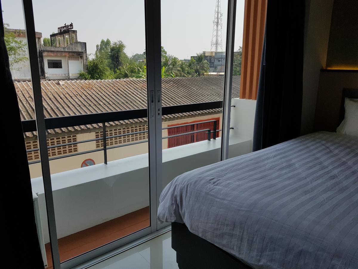 Chantra Hotel Szakeo Kültér fotó