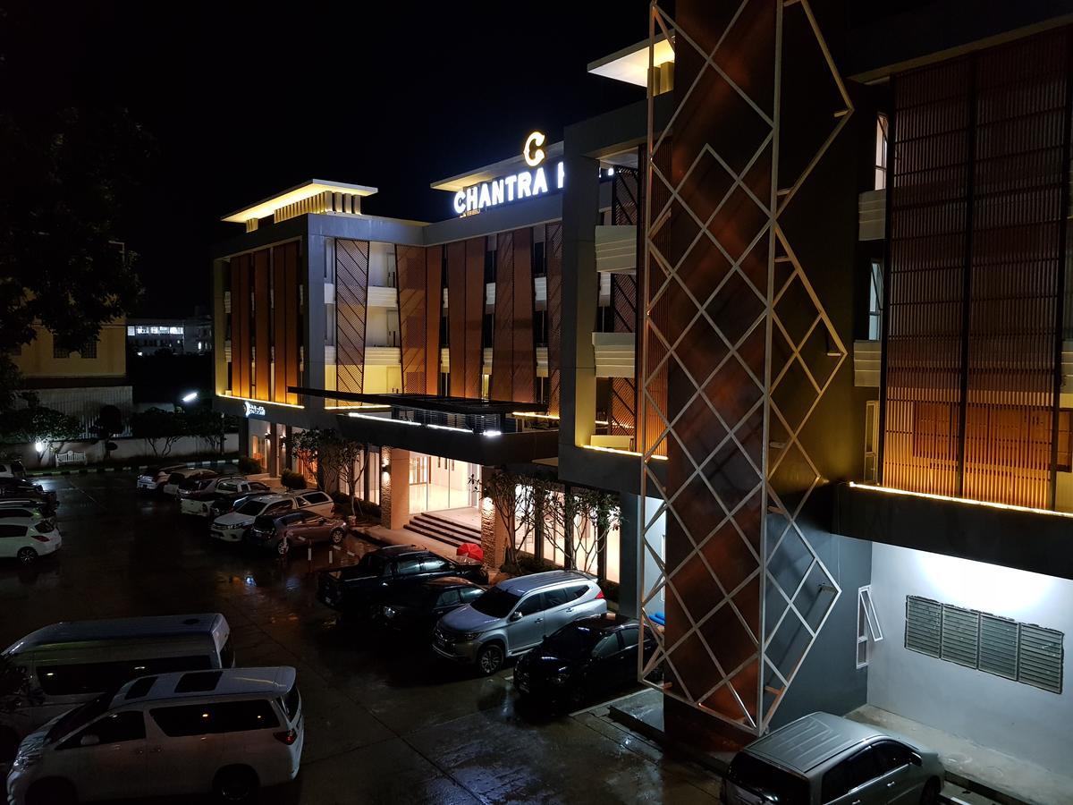 Chantra Hotel Szakeo Kültér fotó